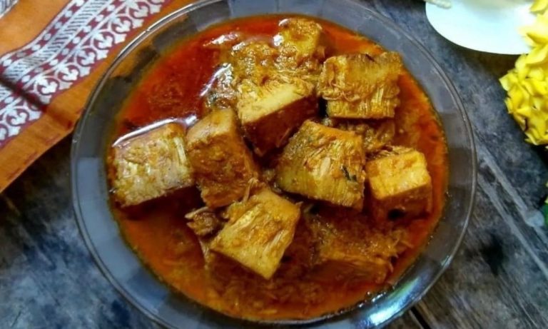 Tender jackfruit masala curry recipe