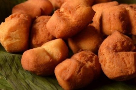വെട്ടു കേക്ക് ഇനി ചായ കടയിൽ മാത്രമല്ല വീട്ടിൽ തയ്യാറാക്കാം | Home made naadan vettu cake recipe
