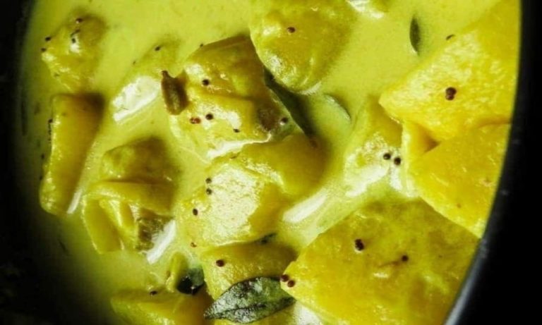 Creamy cashew potato curry recipe