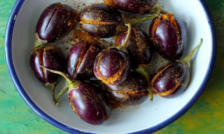 Masala filled brinjal curry recipe