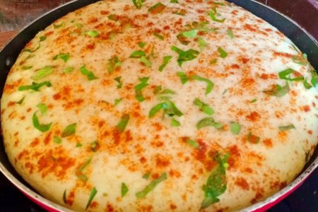 മുട്ട കൊണ്ട് വ്യഹസ്തവും രുചികരവുമായ ഫ്ലഫി ഓംലറ്റ് തയ്യാറാക്കാം…!