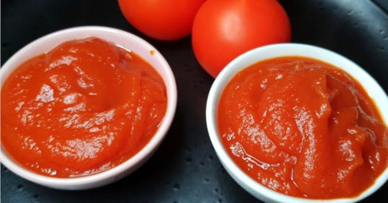 Homemade Tomato Sauce Recipe